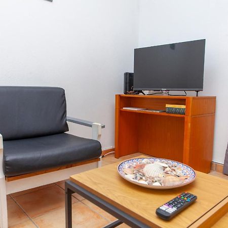 B18 - Village Street Apartment Lagos Bagian luar foto